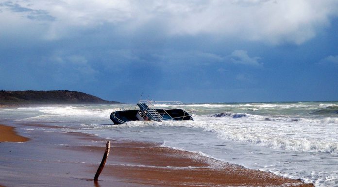 Thousands of Refugees Arrive Daily on the Greek Beaches