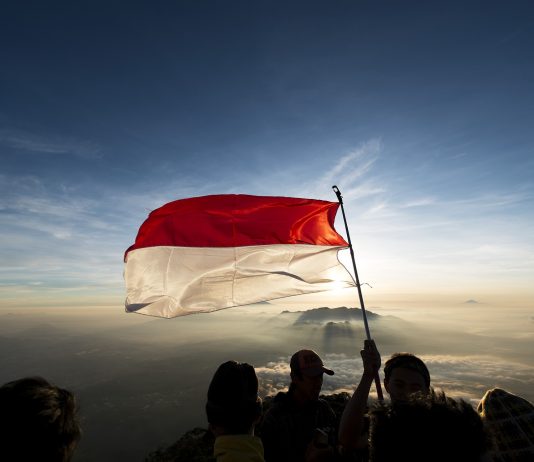 How Internet Providers Get Around War Zones