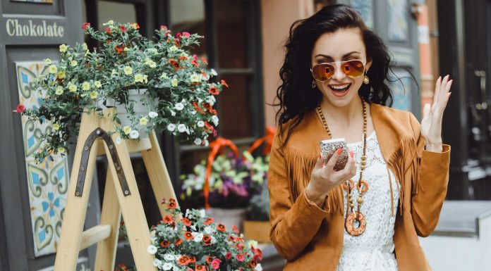 Creative decorating with houseplants